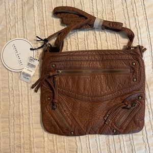 Tilly’s cross body bag